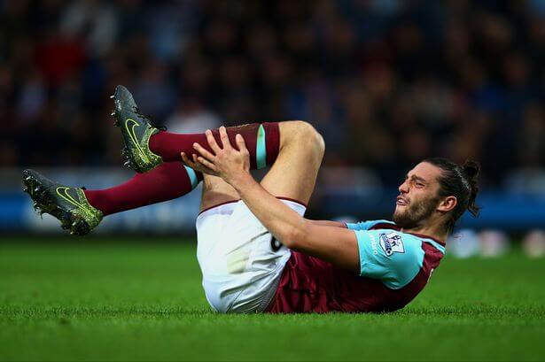 west ham's andy carroll is injured